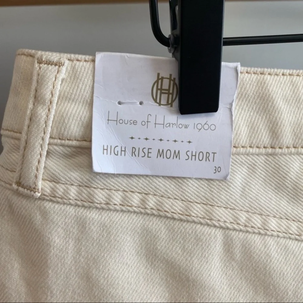 House of Harlow 1960 Cream High Rise Denim Mom Jean Shorts Raw Hem 30 - Picture 10 of 14